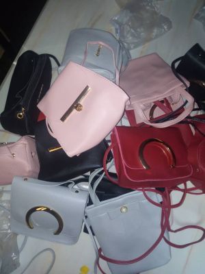 Designer bags for l..